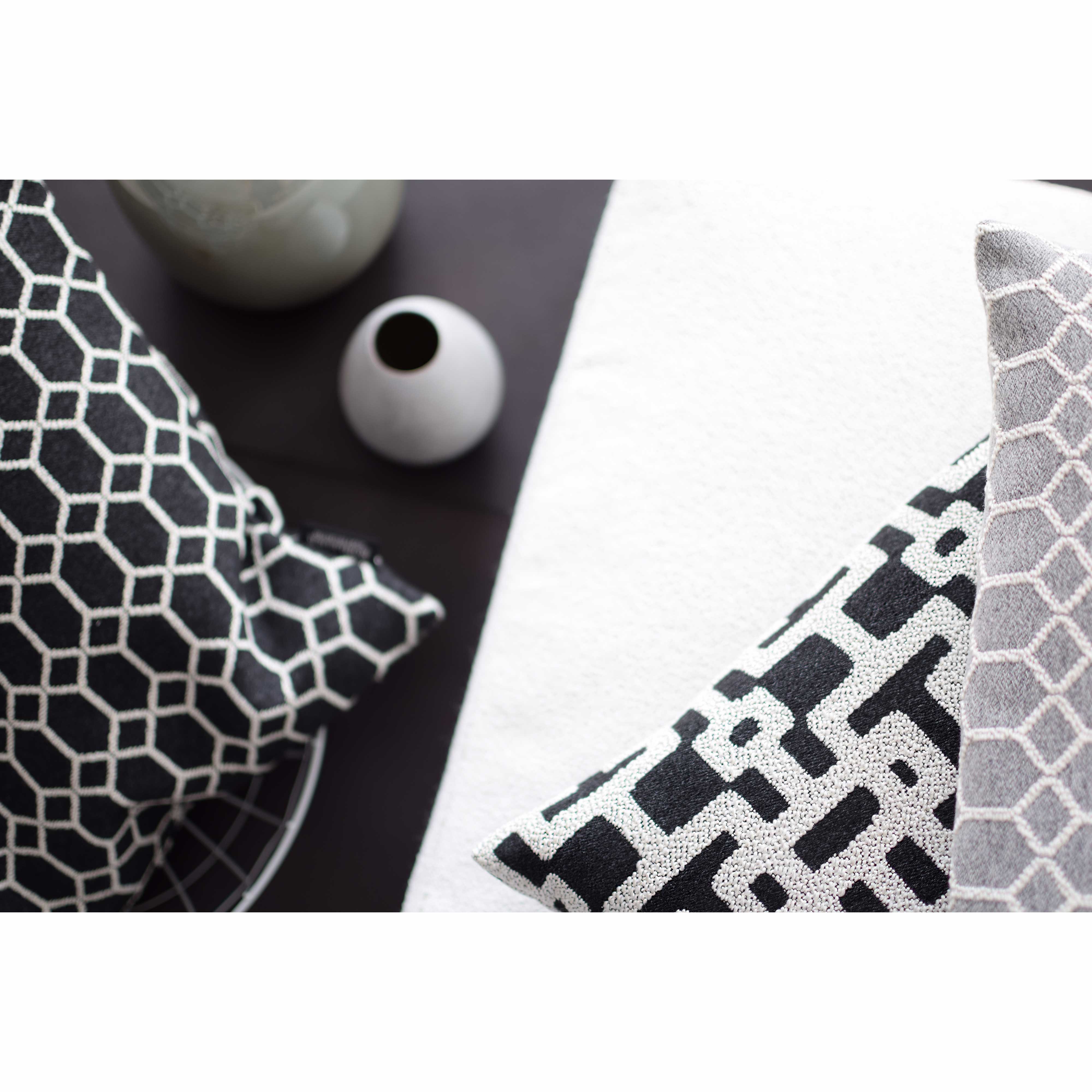 Kissen - Dimension - Brick - 40x40 Kissen - Dimension - Brick - 40x40