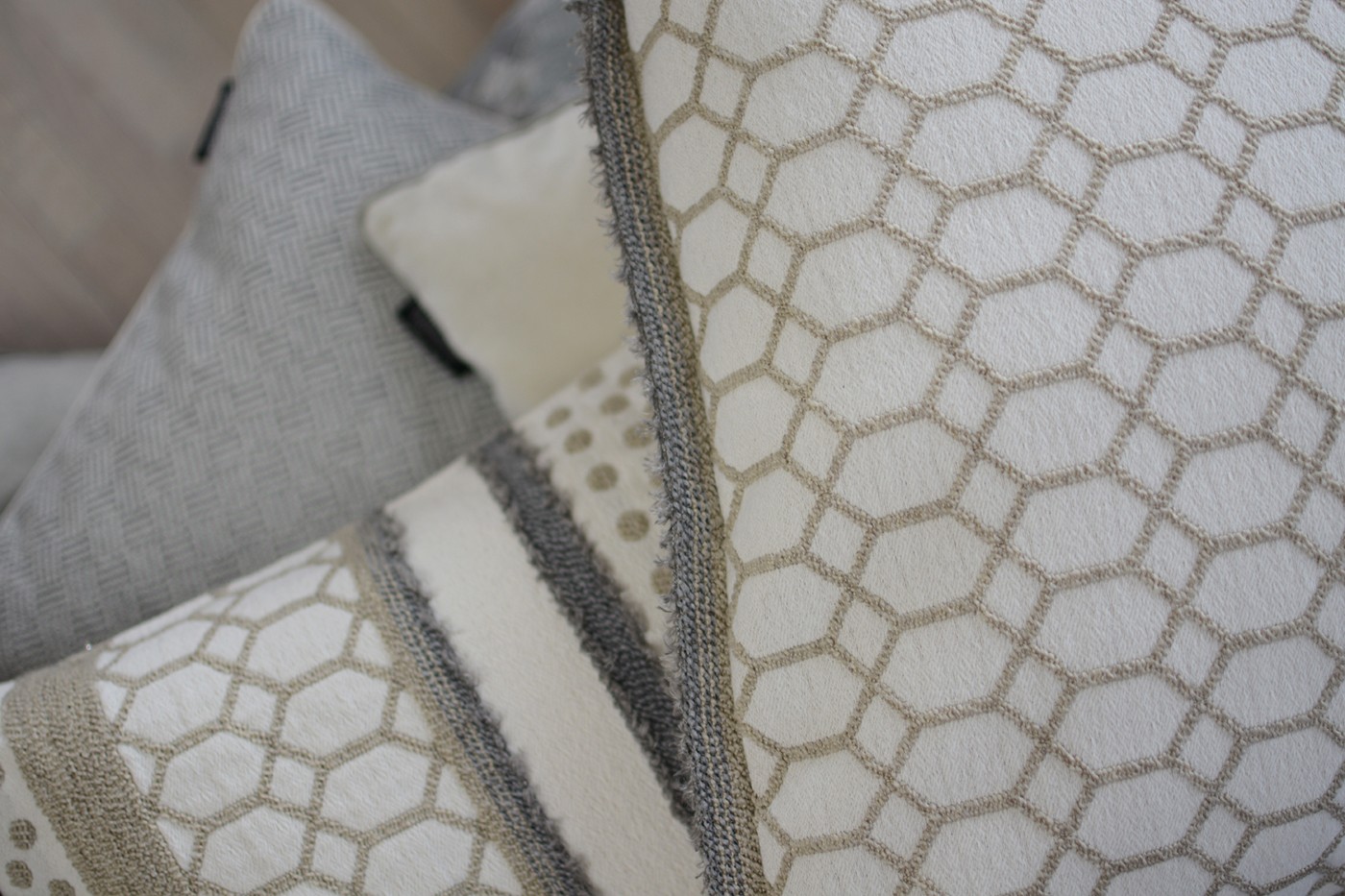 Kissen - Grid - Day - 50x50