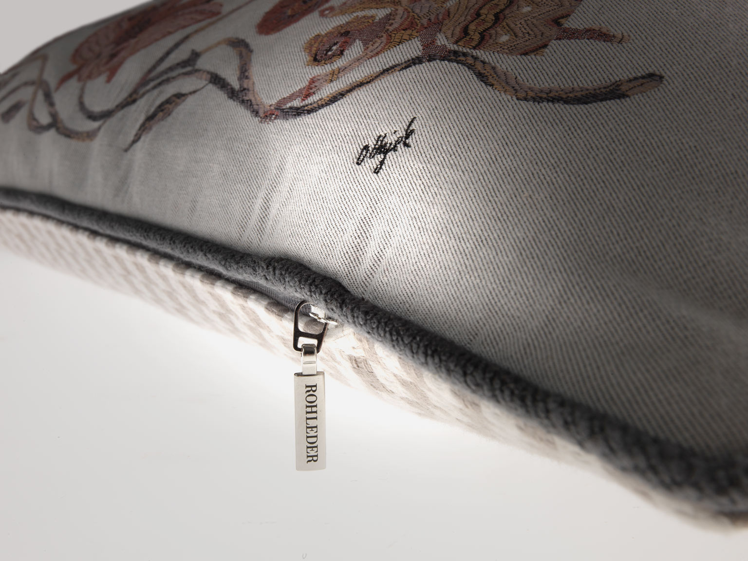 Kissen by Olaf Hajek - Delightful Garden - Full Moon - 60x40 Kissen by Olaf Hajek - Delightful Garden - Full Moon - 60x40