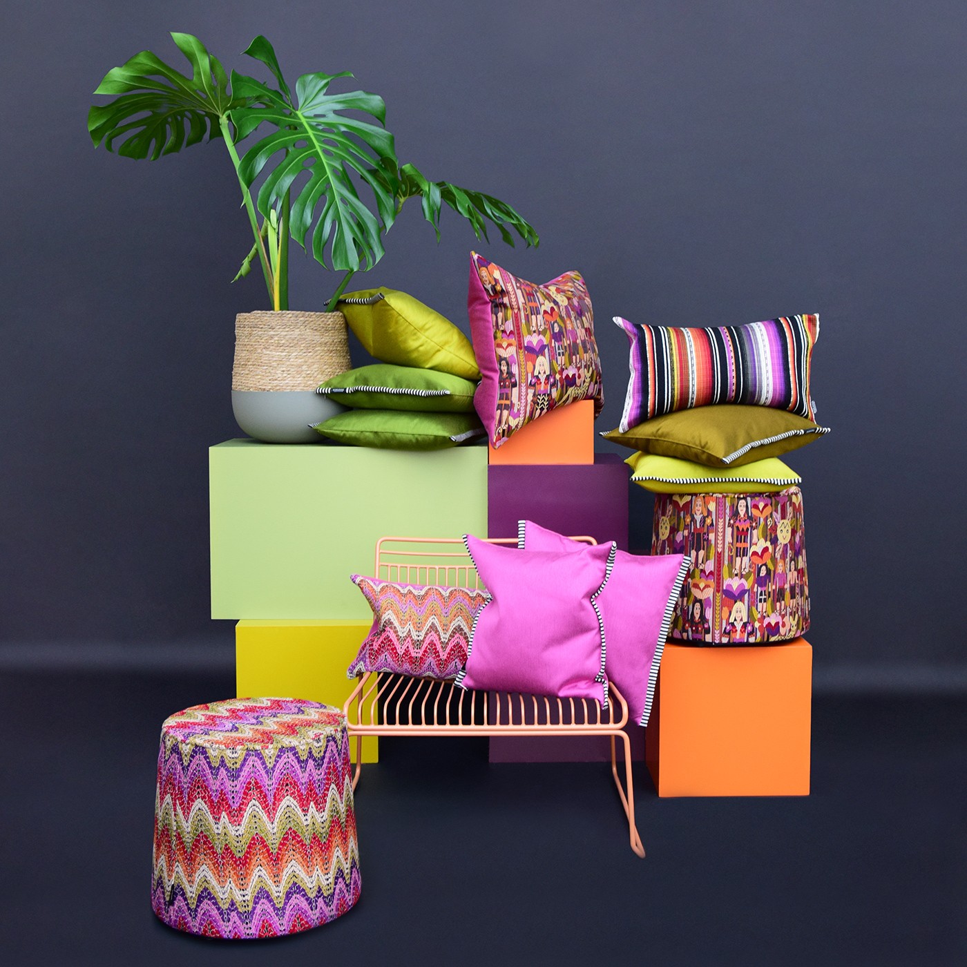 Hocker - People Pouf - Magenta - 44x40 Hocker - People Pouf - Magenta - 44x40