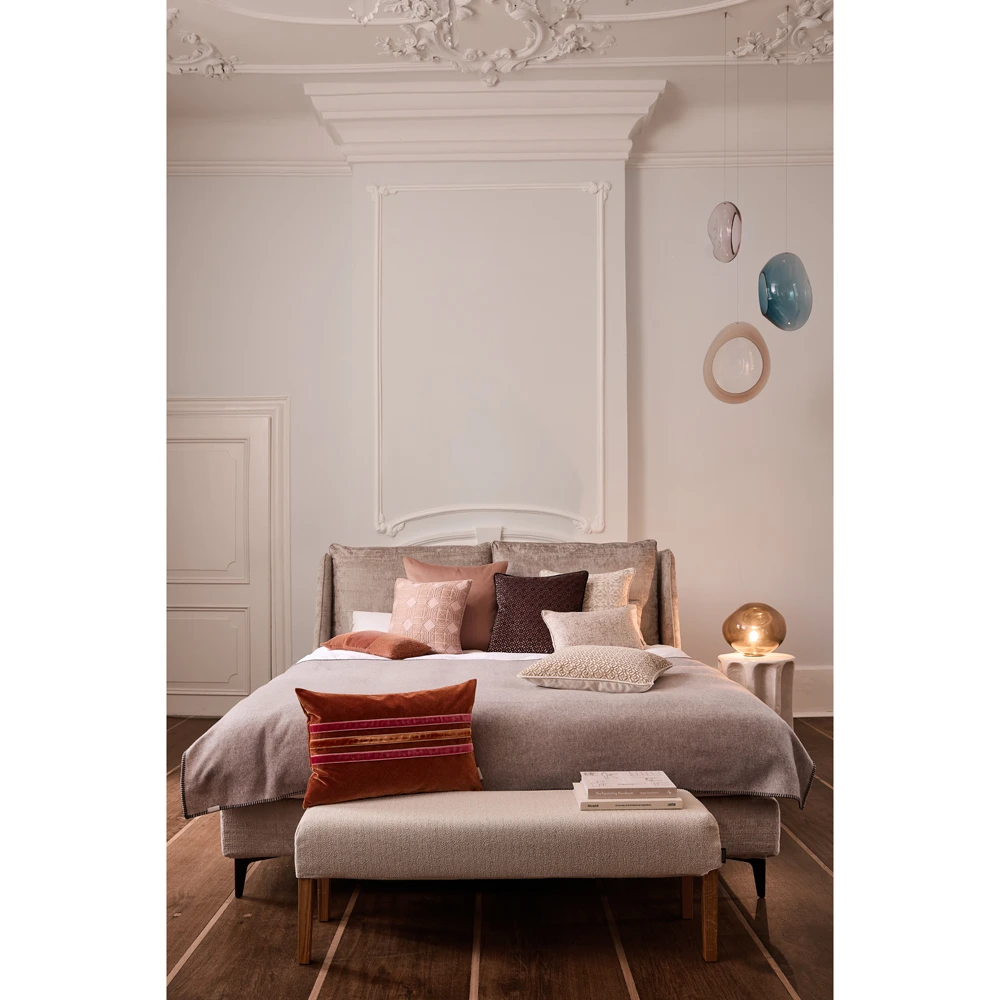 Kissen by Lori Weitzner - Estate - 60x40