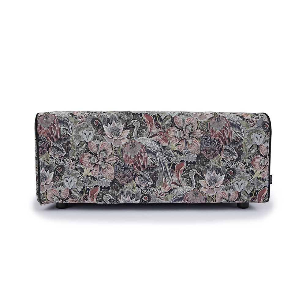 Polstertisch by Olaf Hajek - South African Flora Cube - Lush - 100x100 Polstertisch by Olaf Hajek - South African Flora Cube - Lush - 100x100