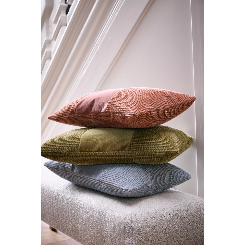 Kissen by Lori Weitzner - Palais - 50x30