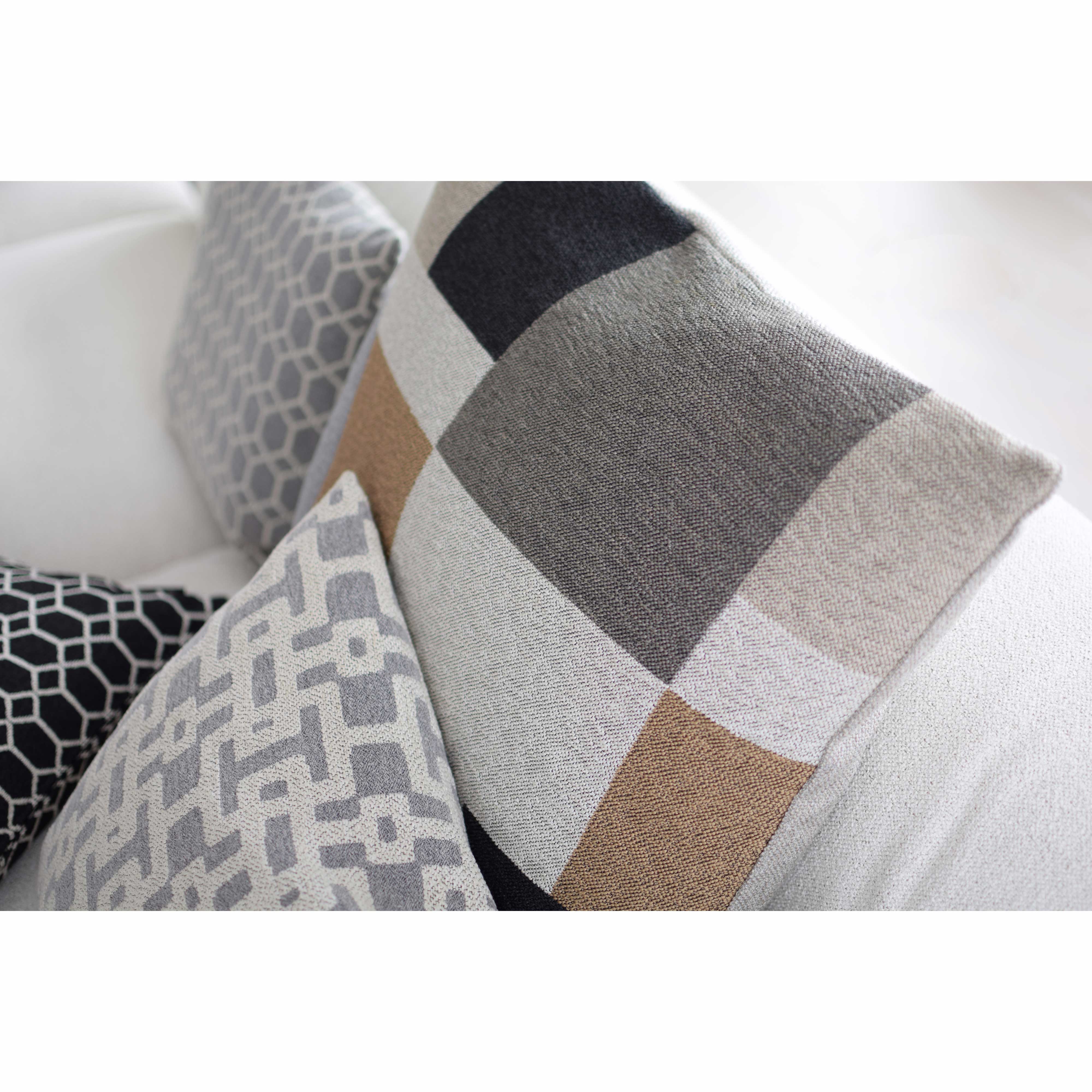 Kissen - Sketch - Shine - 60x60 Kissen - Sketch - Shine - 60x60