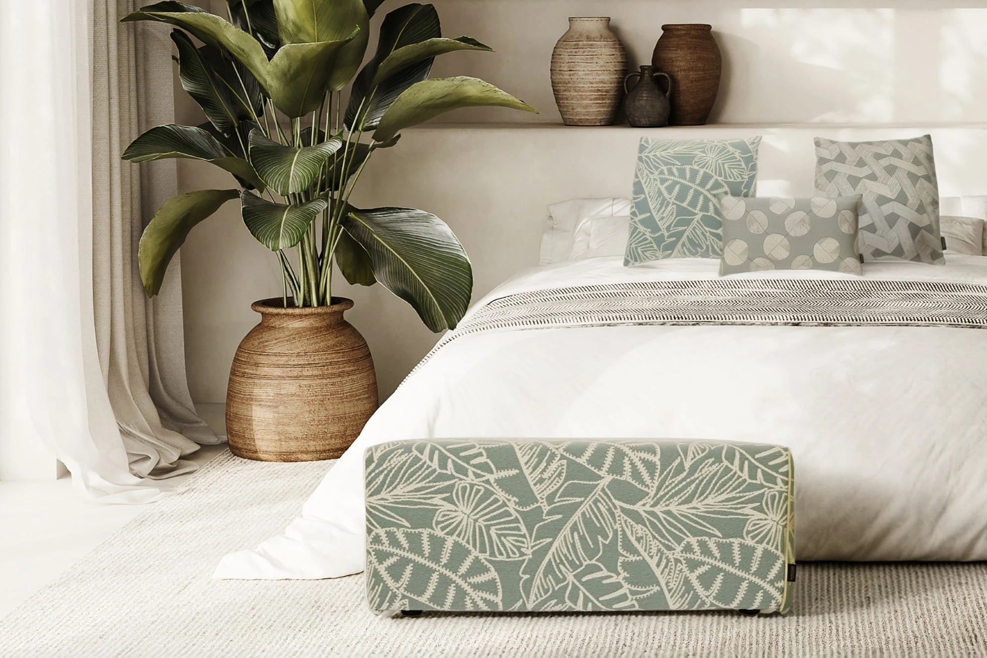 Schlafzimmer mit Ikebana-Cube und passenden Kissen aus der Zen Garden-Kollektion von Rohleder.