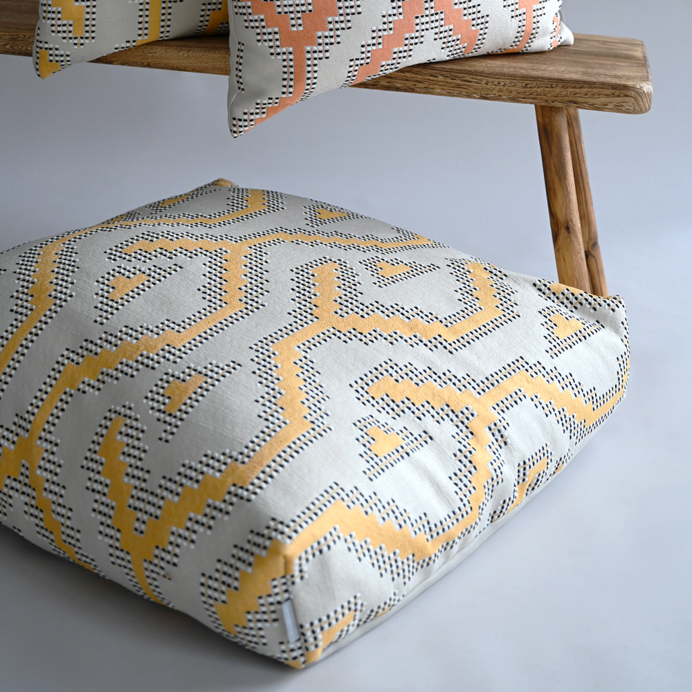 Bodenkissen - Mäander Floor Cushion - 70x70