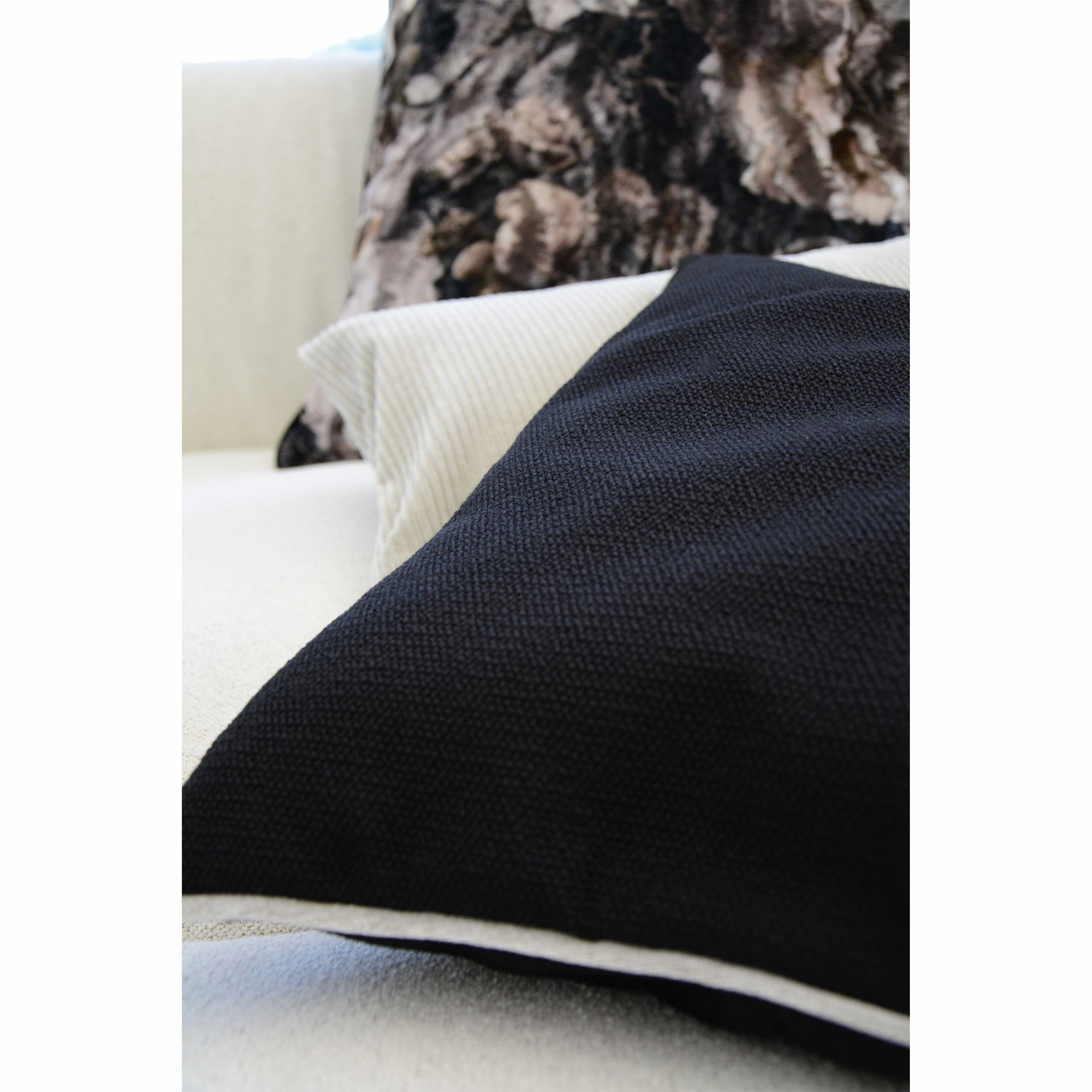 Kissen - Ocean - Ebony - 45x45 Kissen - Ocean - Ebony - 45x45