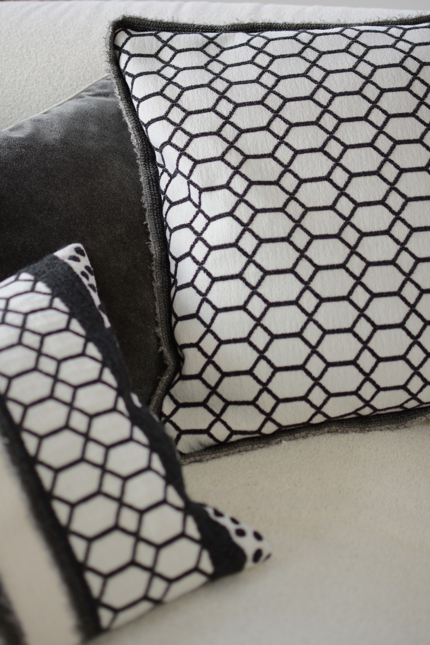 Kissen - Grid - Day - 50x50