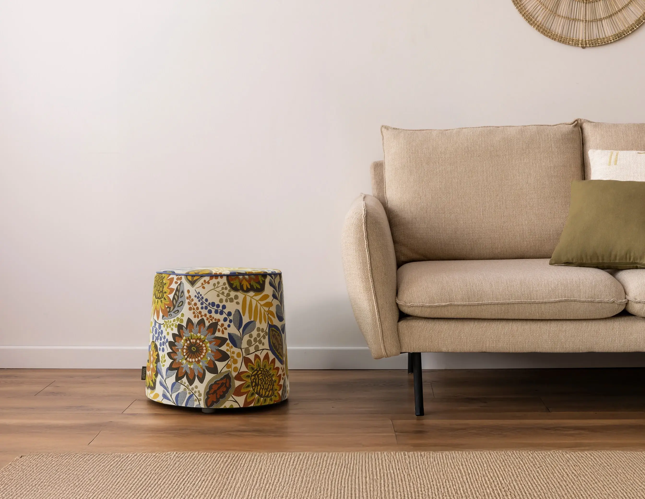 rohleder-botanicals-pouf-flora-terra rohleder-botanicals-pouf-flora-terra