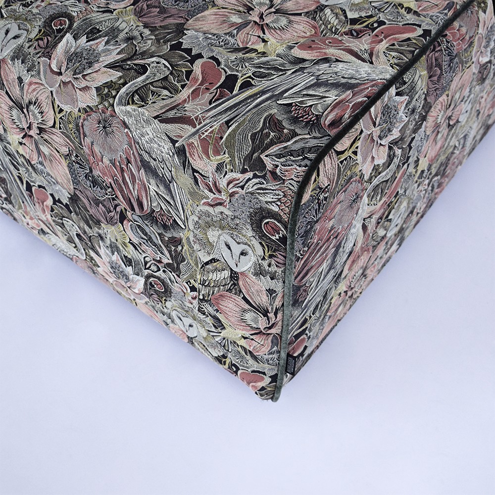 Polstertisch by Olaf Hajek - South African Flora Cube - Lush - 100x100 Polstertisch by Olaf Hajek - South African Flora Cube - Lush - 100x100