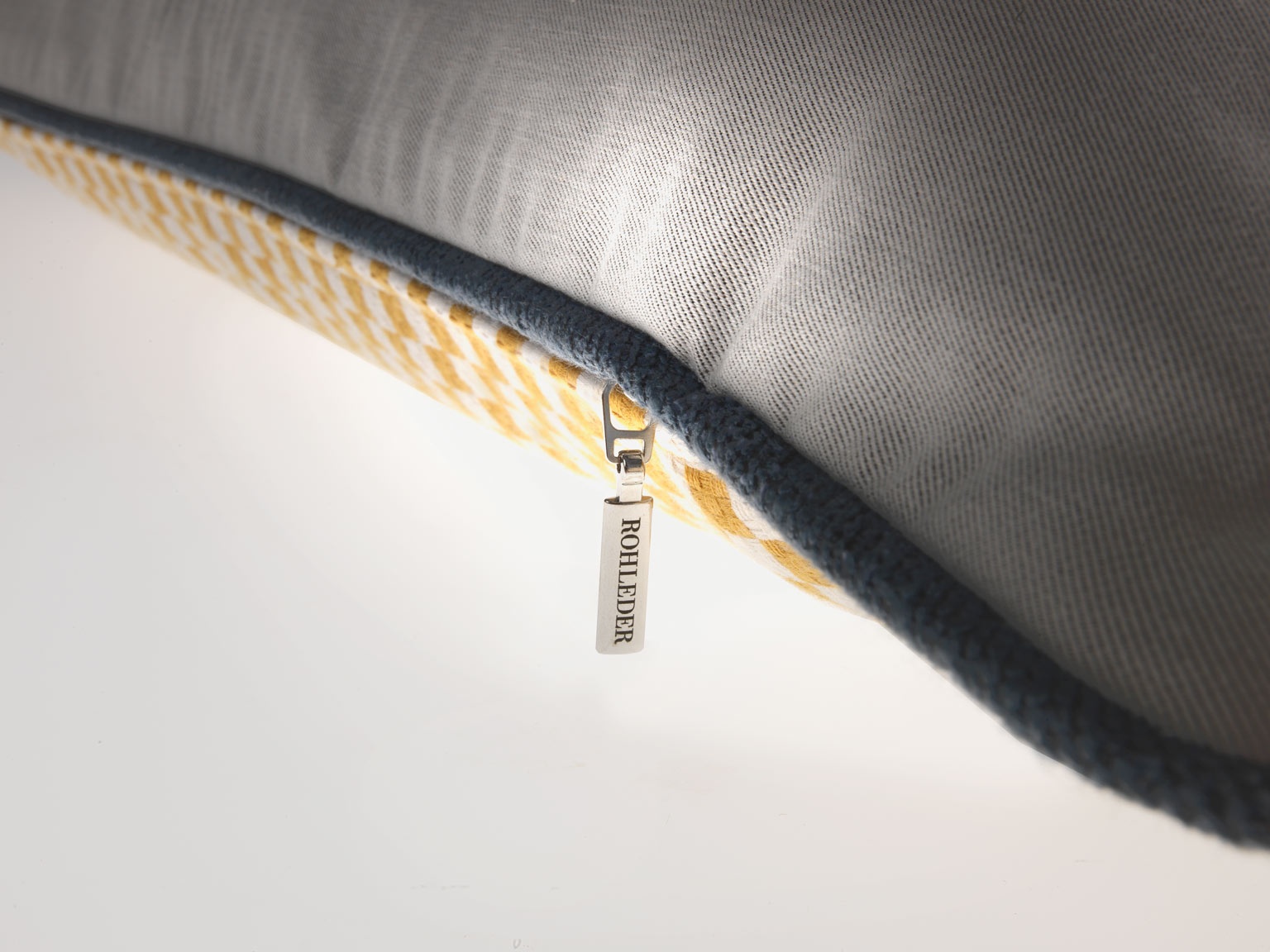 Kissen by Olaf Hajek - Crazy Flowers - Colorful Meadow - 60x40 Kissen by Olaf Hajek - Crazy Flowers - Colorful Meadow - 60x40