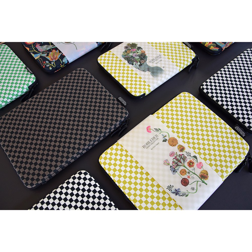 Accessoires by Olaf Hajek - Basket iPad Case - Black - 30x22 Accessoires by Olaf Hajek - Basket iPad Case - Black - 30x22